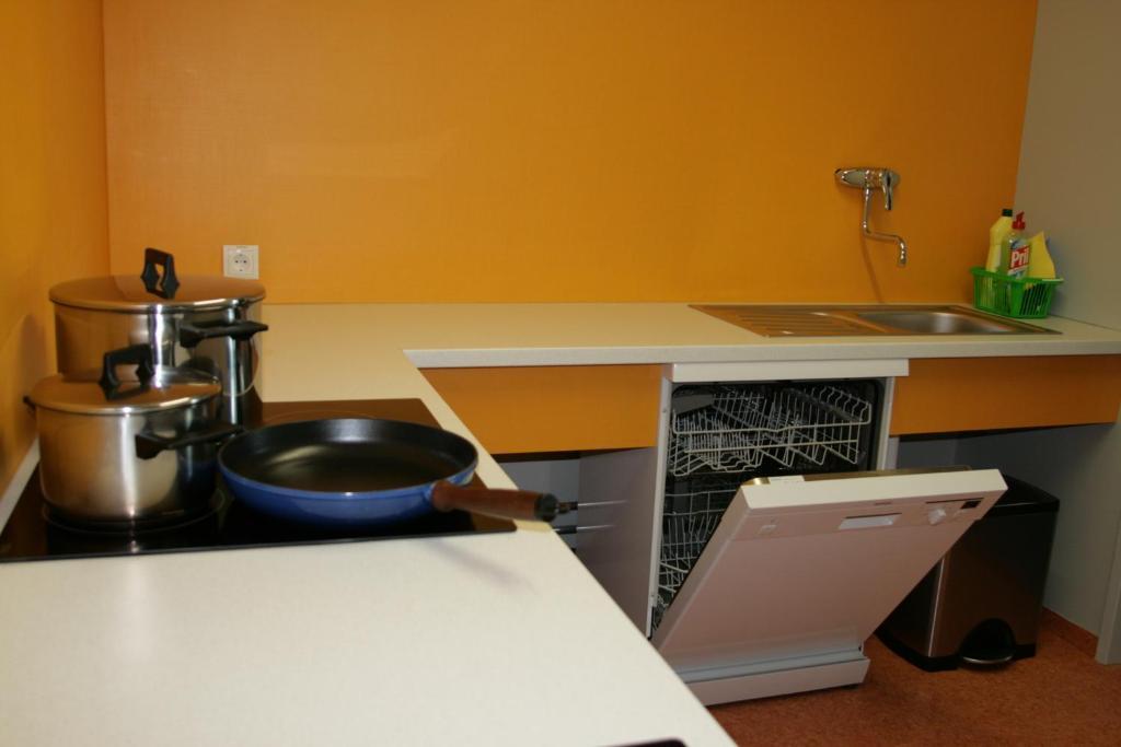Motel Arbotel 24H Self Check-In Friesach  Екстер'єр фото
