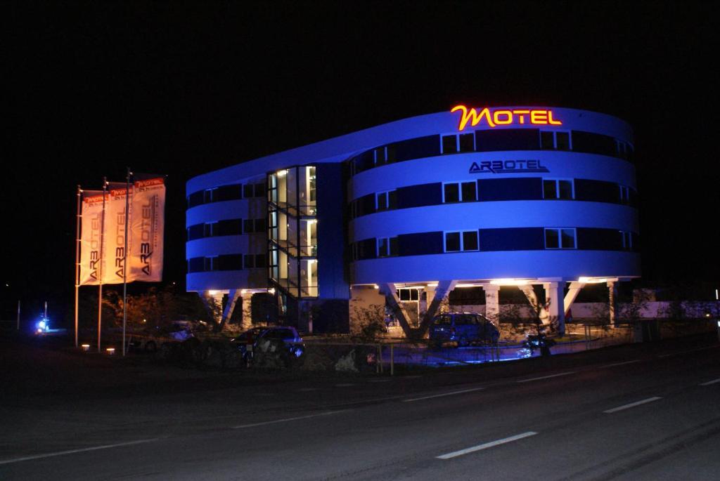 Motel Arbotel 24H Self Check-In Friesach  Екстер'єр фото