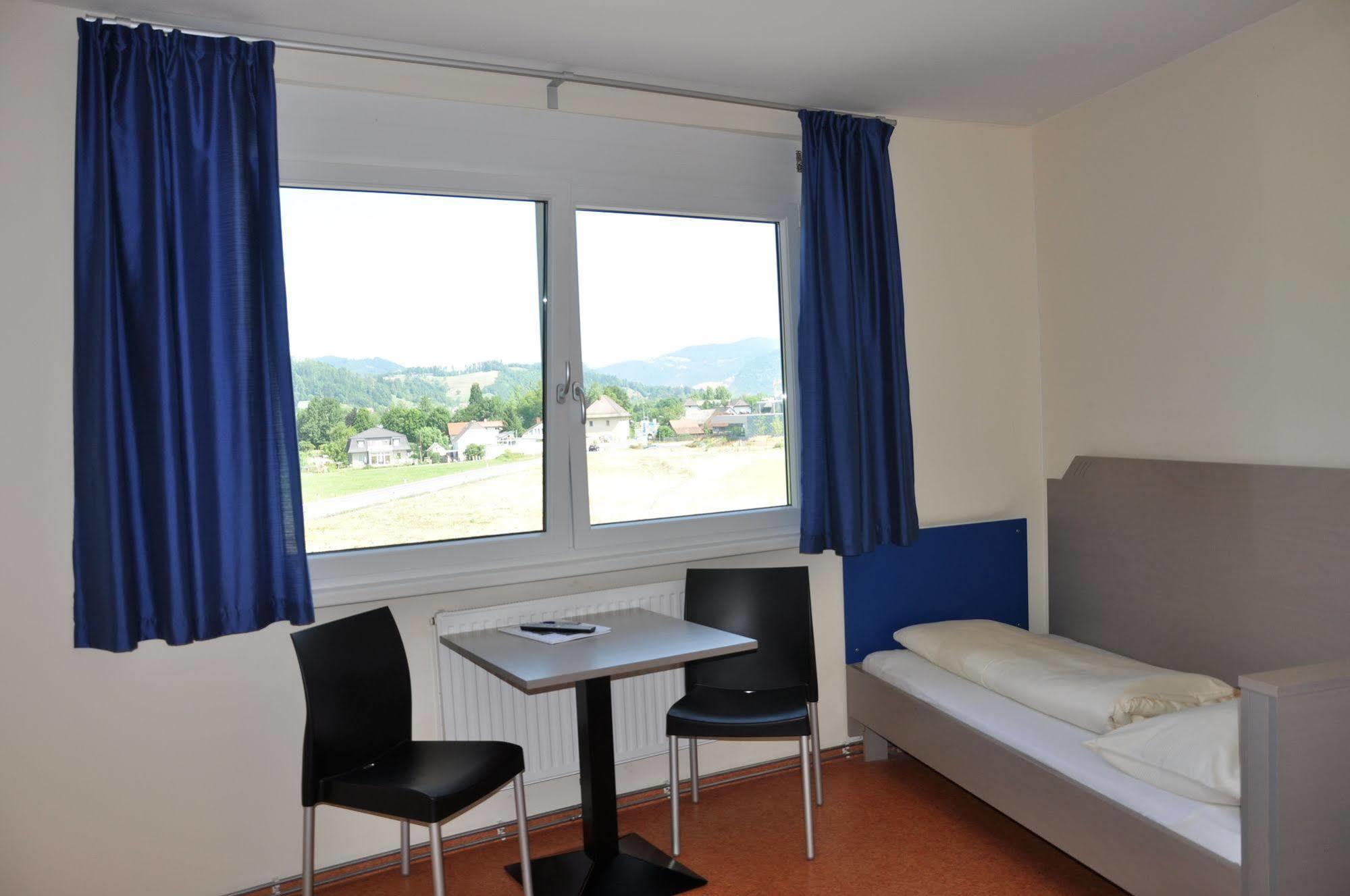 Motel Arbotel 24H Self Check-In Friesach  Екстер'єр фото